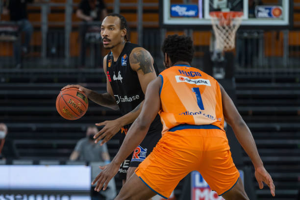 拉菲尼亚领 拉菲尼亚领