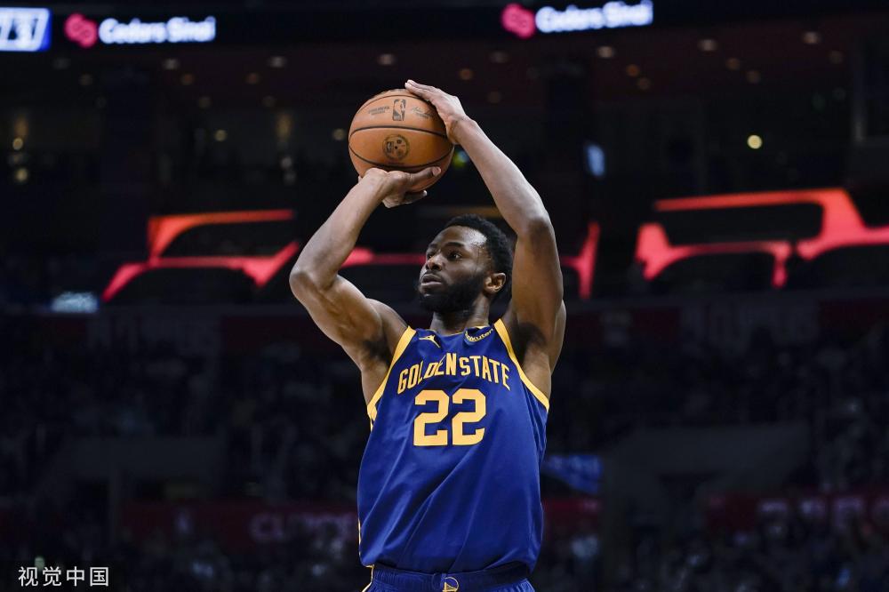 迅速赢得了 迅速赢得了