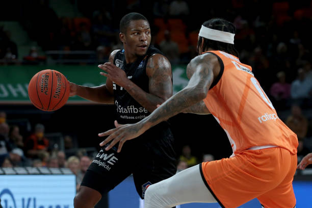 宁死不屈 宁死不屈