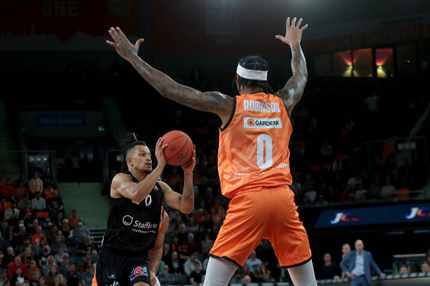 更多具有国 更多具有国