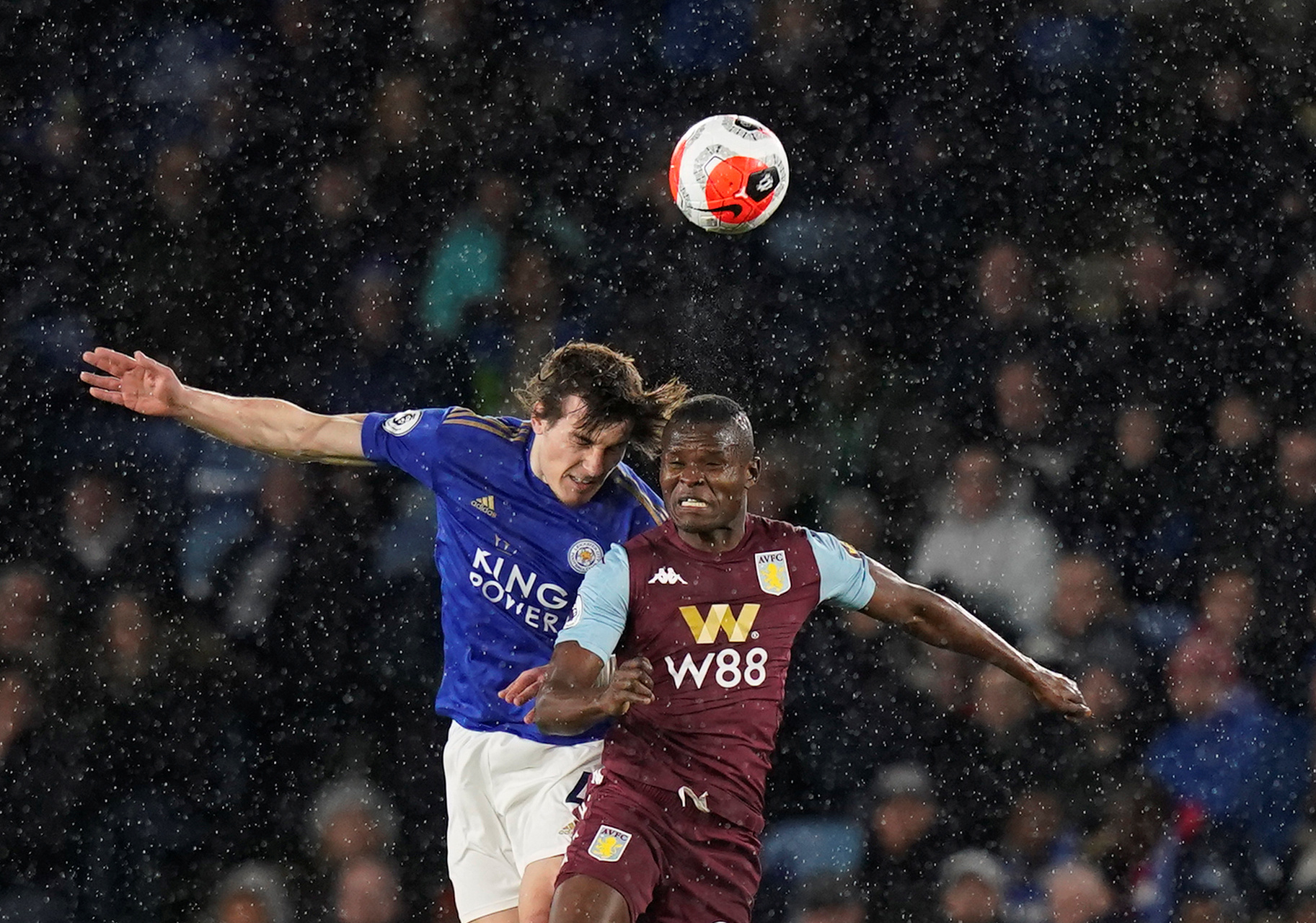 方面也表现 方面也表现